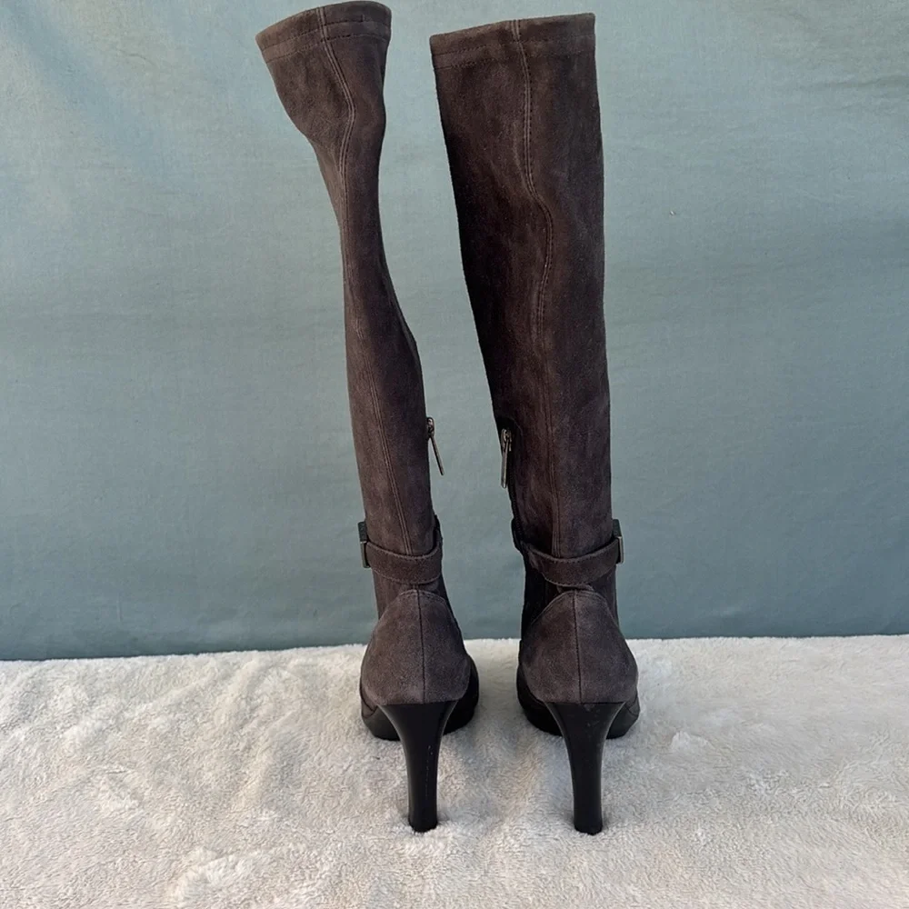 EUC Aquatalia Gray Over the Knee Boots‎ Suede Finish Size 5 Women Leather Heeled